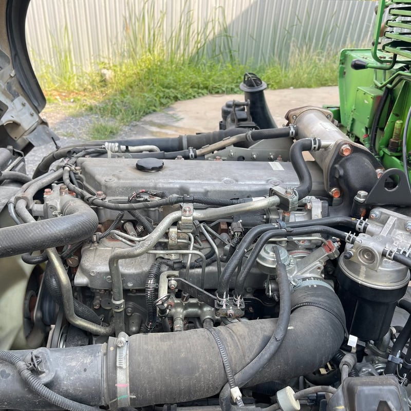 ISUZU NQR 175แรงม้า รถบรรทุก 6ล้อ กระบะเหล็กติดเครน ปี2021