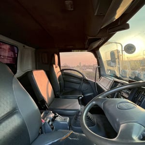 ISUZU FXZ 360แรงม้า รถบรรทุก 10ล้อ ดั้มพ์ ปี2016 ISUZU FXZ 360แรงม้า รถบรรทุก 10ล้อ ดั้มพ์ ปี2016