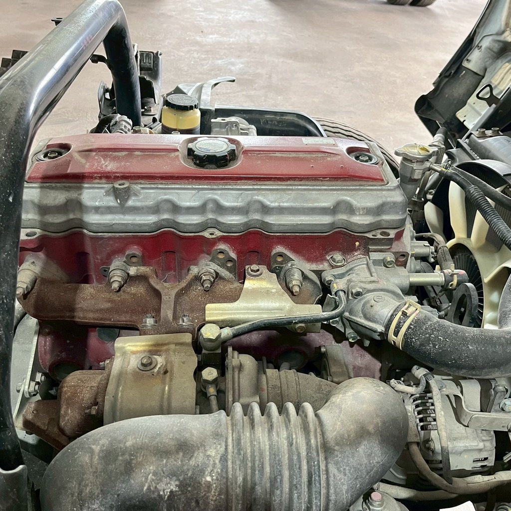 HINO XZU 150แรงม้า รถบรรทุก 6ล้อ ดั้มพ์ ปี2023