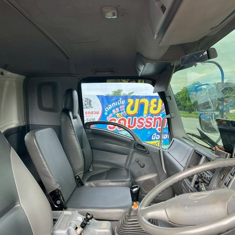 รถสิบล้อดั้มพ์พ่วงแม่ลูก