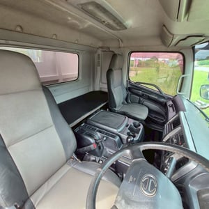 รถหกล้อดั้มพ์ ปี 60 เครื่อง 260 แรง