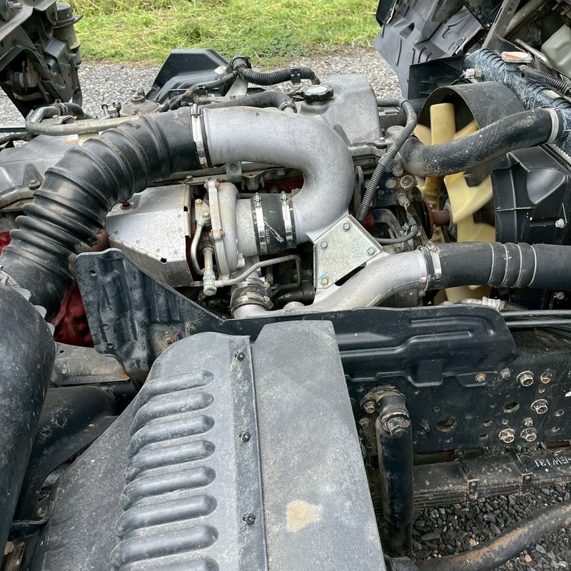 HINO FG 260แรงม้า รถบรรทุก 6ล้อ ดั้มพ์ ปี2017