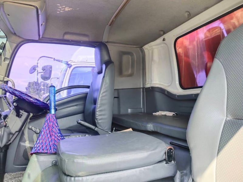 ISUZU FVM 240แรงม้า รถบรรทุก 10ล้อ ตู้แห้ง ปี2014