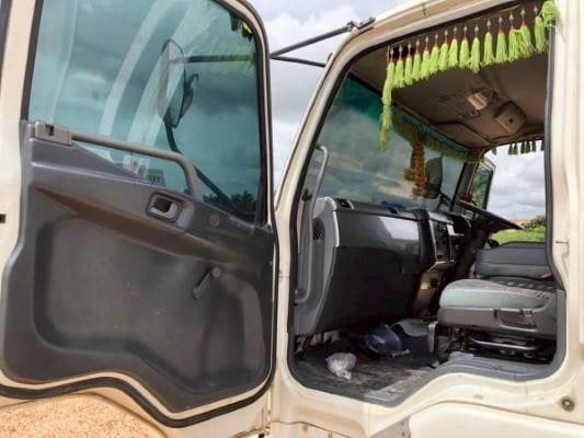 MITSUBISHI FUSO FN 270แรงม้า รถบรรทุก 10ล้อ ดั้มพ์ ปี2011