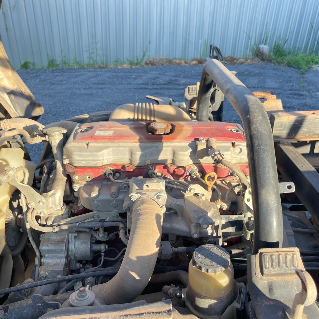 HINO XZU 150แรงม้า รถบรรทุก 6ล้อ ดั้มพ์ ปี2021