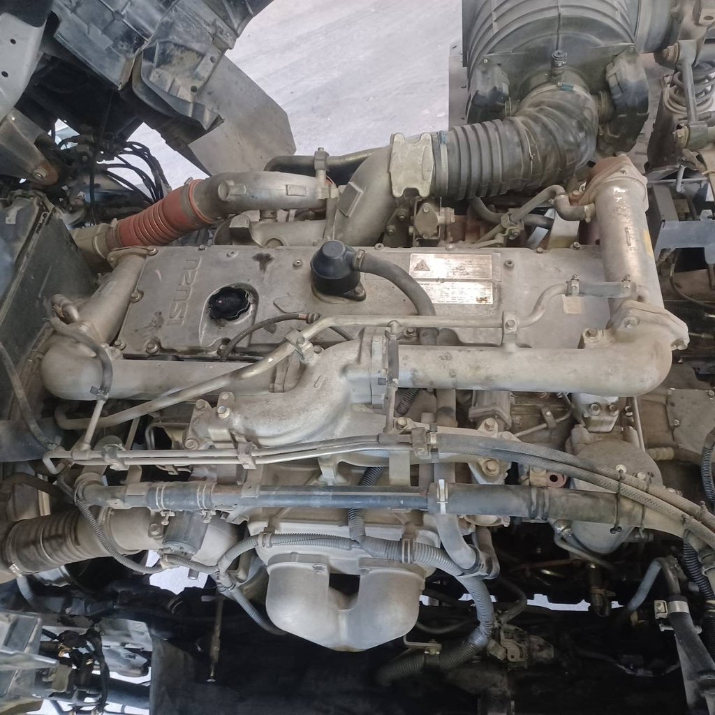 ISUZU FXZ 360แรงม้า รถบรรทุก 10ล้อ ดั้มพ์ ปี2014