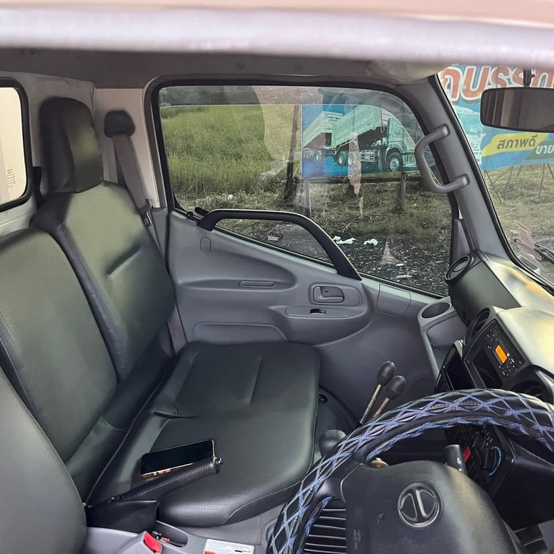 HINO XZU 150แรงม้า รถบรรทุก 6ล้อ ดั้มพ์ ปี2023