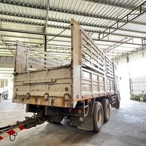 HINO FM 344แรงม้า รถบรรทุก 10ล้อ กระบะเหล็ก ปี2021 เลขไมล์น้อยกว่า 500,000 กม.