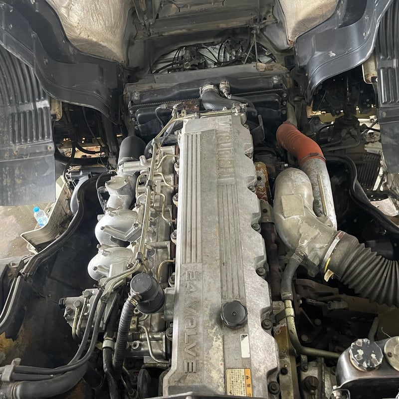 MITSUBISHI FUSO FV 380แรงม้า รถบรรทุก หัวลาก 10ล้อ หัวลาก เฉพาะหัว ปี2012 MITSUBISHI FUSO FV 380แรงม้า รถบรรทุก หัวลาก 10ล้อ หัวลาก เฉพาะหัว ปี2012