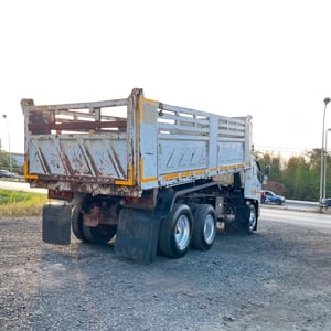 MITSUBISHI FUSO FN 270แรงม้า รถบรรทุก 10ล้อ ดั้มพ์ ปี2011