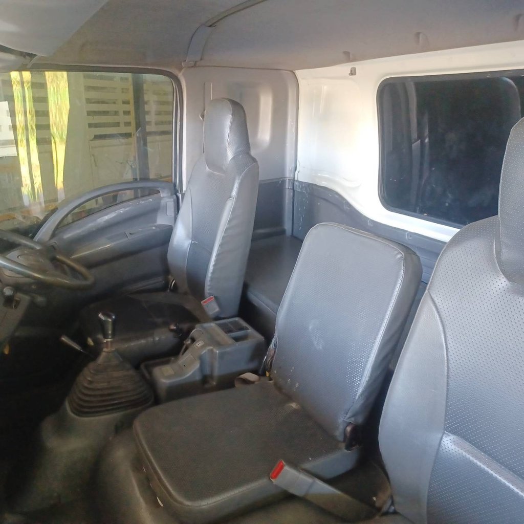 ISUZU FXZ 360แรงม้า รถบรรทุก 10ล้อ ดั้มพ์ ปี2014