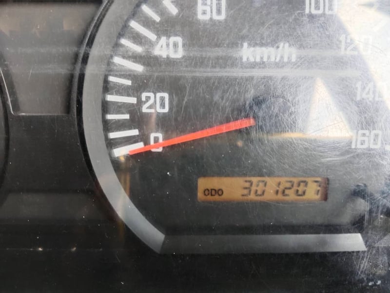 ISUZU FTR 240แรงม้า รถบรรทุก 6ล้อ กระบะคอกสูง ปี2011