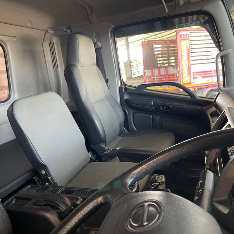 HINO FM 344แรงม้า รถบรรทุก 10ล้อ กระบะเหล็ก ปี2021 เลขไมล์น้อยกว่า 500,000 กม.