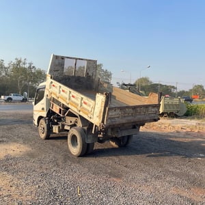 HINO XZU 150แรงม้า รถบรรทุก 6ล้อ ดั้มพ์ ปี2020