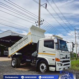 รถหกล้อดั้มพ์ ปี 60 เครื่อง 260 แรง