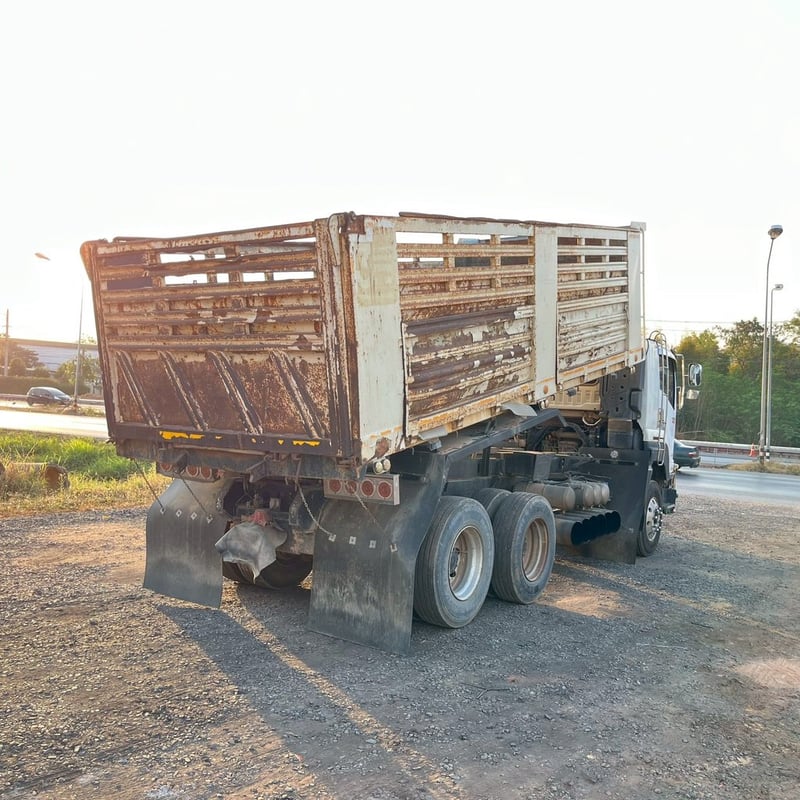 ISUZU FXZ 360แรงม้า รถบรรทุก 10ล้อ ดั้มพ์ ปี2016 ISUZU FXZ 360แรงม้า รถบรรทุก 10ล้อ ดั้มพ์ ปี2016