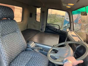 MITSUBISHI FUSO FN 270แรงม้า รถบรรทุก 10ล้อ ดั้มพ์ ปี2011