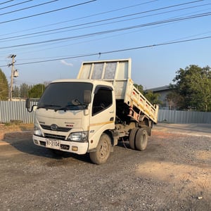 HINO XZU 150แรงม้า รถบรรทุก 6ล้อ ดั้มพ์ ปี2020