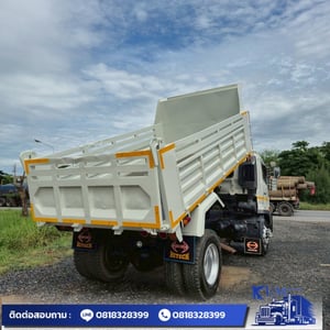 รถหกล้อดั้มพ์ ปี 60 เครื่อง 260 แรง