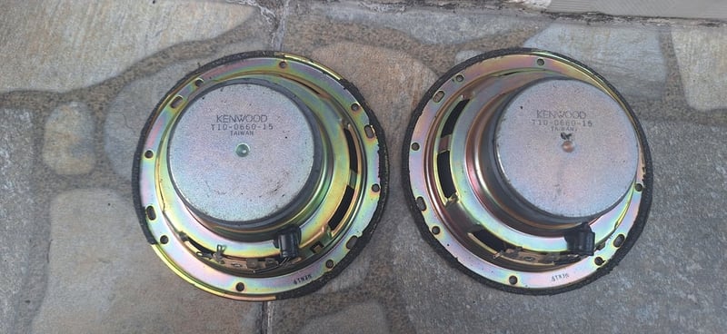 ดอกลำโพงซับติดรถยนต์ ขนาด 6นิ้ว KENWOOD