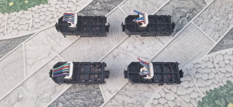 สวิทช์กดกระจก DAIHATSU แท้ มือสองญี่ปุ่น สวิทช์กดกระจก DAIHATSU แท้ มือสองญี่ปุ่น