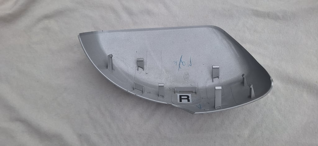 ฝาครอบกระจกมองข้าง Nissan Teana j32 แท้ ข้างซ้าย สีบอร์น ฝาครอบกระจกมองข้าง Nissan Teana j32 แท้ ข้างซ้าย สีบอร์น