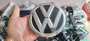 โลโก้ VW แท้ ตัวใหญ่ขนาด13.7เซนติเมตร สำหรับติดหน้ารถ 