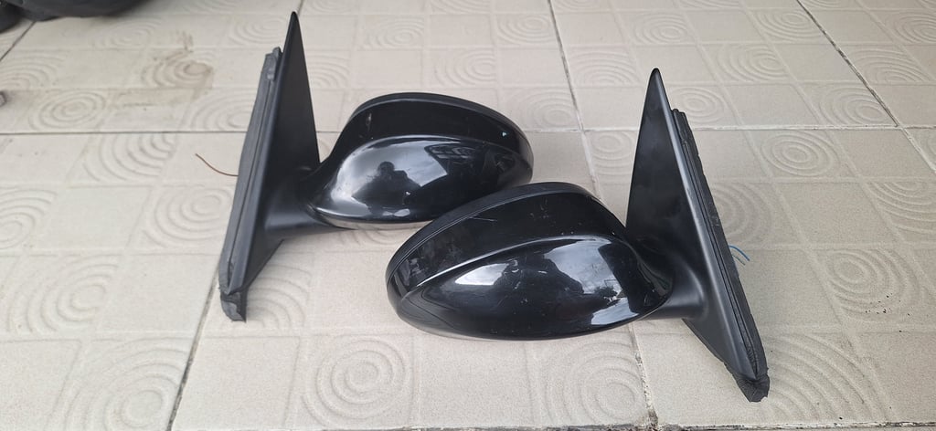 กระจกมองข้าง BMW E90 3 Series ปี2006-2008 แท้ สีดำ กระจกมองข้าง BMW E90 3 Series ปี2006-2008 แท้ สีดำ