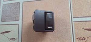 สวิทช์ไล่ฝ้า Toyota Ae92 สีน้ำตาล