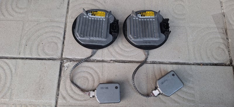 บัลลาสต์ไฟหน้า D4S D4R Toyota 