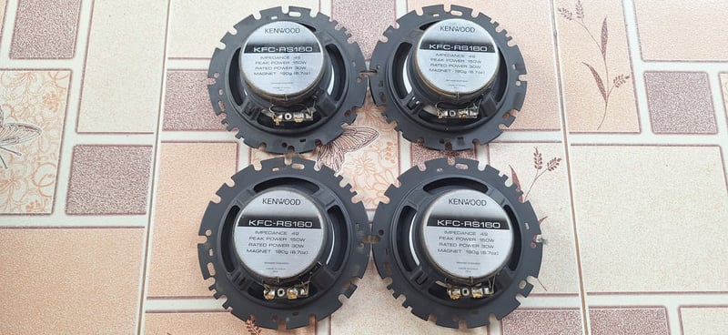 ดอกลำโพงติดรถยนต์ KENWOOD 6นิ้ว 150W แกนร่วมสองทาง ดอกลำโพงติดรถยนต์ KENWOOD 6นิ้ว 150W แกนร่วมสองทาง