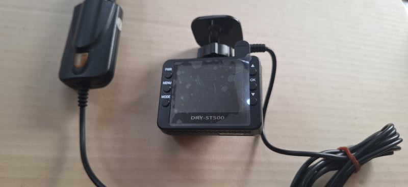 กล้องติดหน้ารถ Yupiteru รุ่น DRY-ST500 มือสองญี่ปุ่น