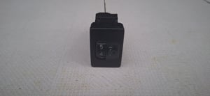 สวิทช์ปรับระดับไฟหน้า Toyota แท้ ไฟสีส้ม ขนาดใส่ช่องสวิทช์ Yaris สวิทช์ปรับระดับไฟหน้า Toyota แท้ ไฟสีส้ม ขนาดใส่ช่องสวิทช์ Yaris