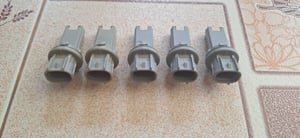 ขั้วไฟหรี่ไฟหน้า Toyota Altis โฉมแรก หน้าหมู ขั้วไฟหรี่ไฟหน้า Toyota Altis โฉมแรก หน้าหมู