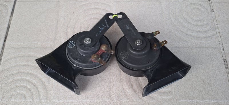 แตร Hamaden มือสองญี่ปุ่น เหมือนกันกับ ยี้ห้อ Denso