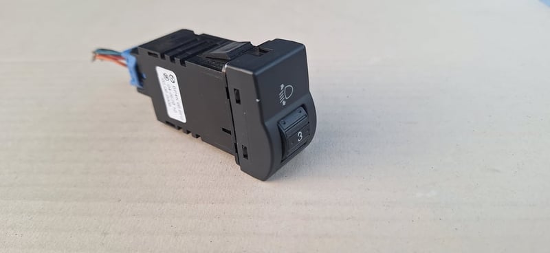 สวิทช์ปรับระดับไฟหน้า Mazda 3 แท้