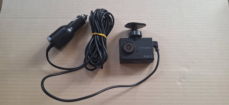 กล้องติดหน้ารถ Yupiteru มือสองญี่ปุ่น รุ่น DRY-ST3000 