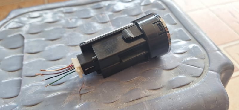 ปุ่มกดสตาร์ toyota มือสองญี่ปุ่น