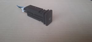 สวิทช์ Heating Toyota แท้ ขนาด 2.2 x 3.3เซนติเ สวิทช์ Heating Toyota แท้ ขนาด 2.2 x 3.3เซนติเ