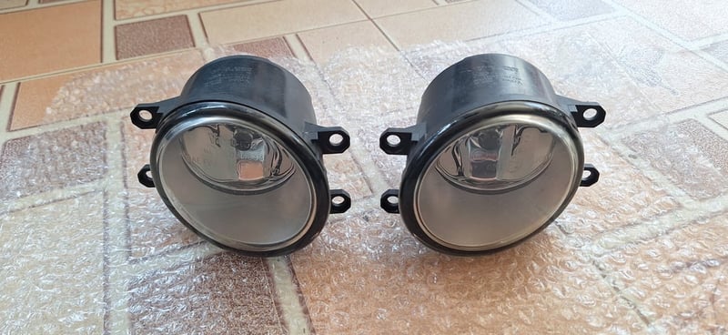 ไฟตัดหมอก Toyota Camry ACV40 แท้ 