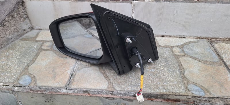 กระจกมองข้าง Mitsubishi มิราจ ข้างซ้ายสีแดง รุ่นสายไฟ5สาย