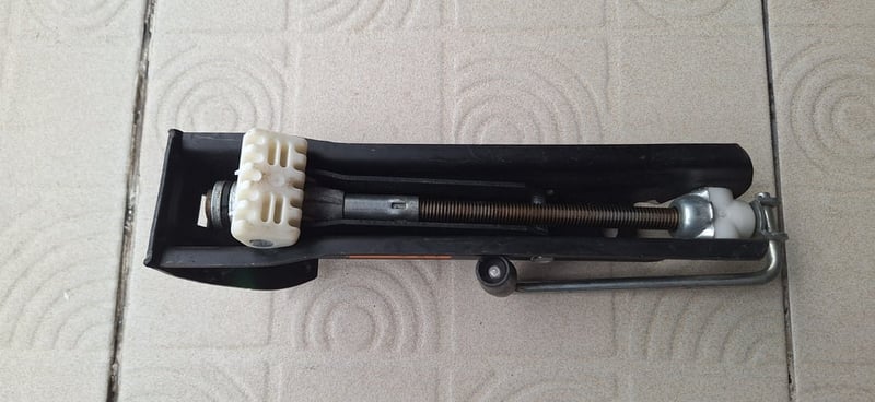 แม่แรง BENZ แท้ แม่แรง BENZ แท้