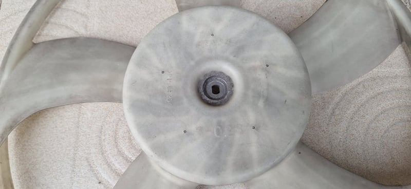 ใบพัดพัดลมหม้อน้ำ Denso แท้ ใส่รถ Toyota