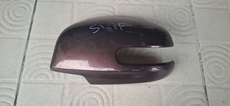 ฝาครอบกระจกมองข้าง Suzuki Swift 1.5 ข้างซ้าย รุ่นมีไฟเลี้ยว 