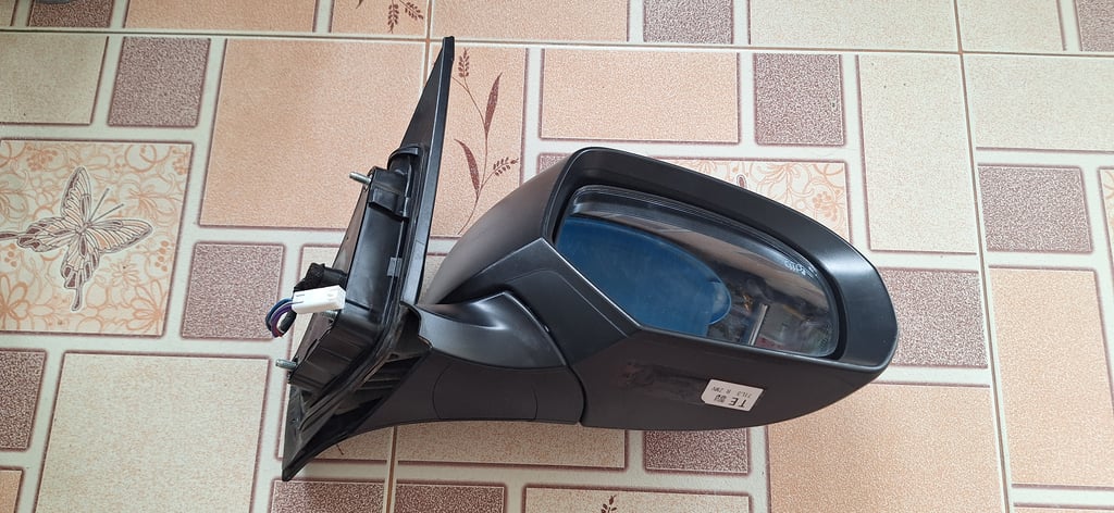 กระจกมองข้าง Suzuki Swift 1.2 ข้างขวา สีดำ