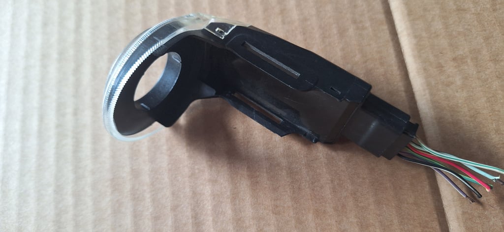 ไฟรูกุญแจ ของรถTOYOTA ตัวนอก แบบแสง LED สีเขียว