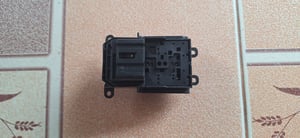 สวิทช์กดขึ้นลงกระจกประตูไฟฟ้า HONDA แท้ สวิทช์กดขึ้นลงกระจกประตูไฟฟ้า HONDA แท้