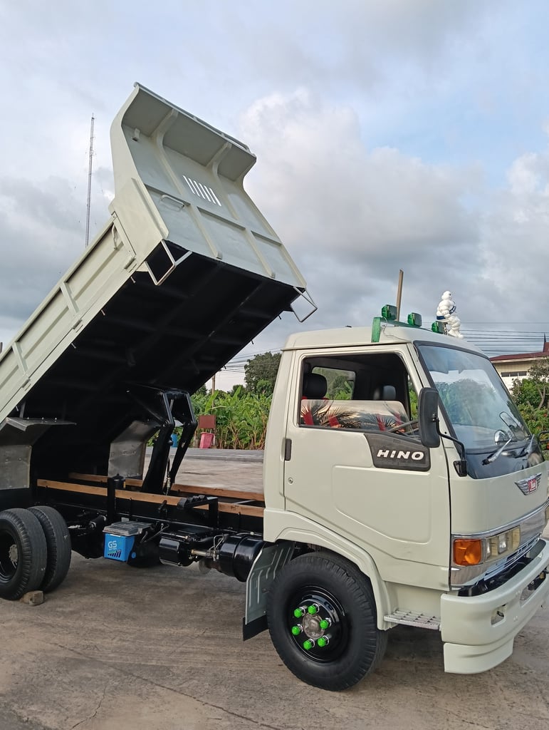 ขายรถ6ล้อดั๊มพ์ Hino Fc 120แรง รถพร้อมใช้งาน เอกสารพร้อมโอน
