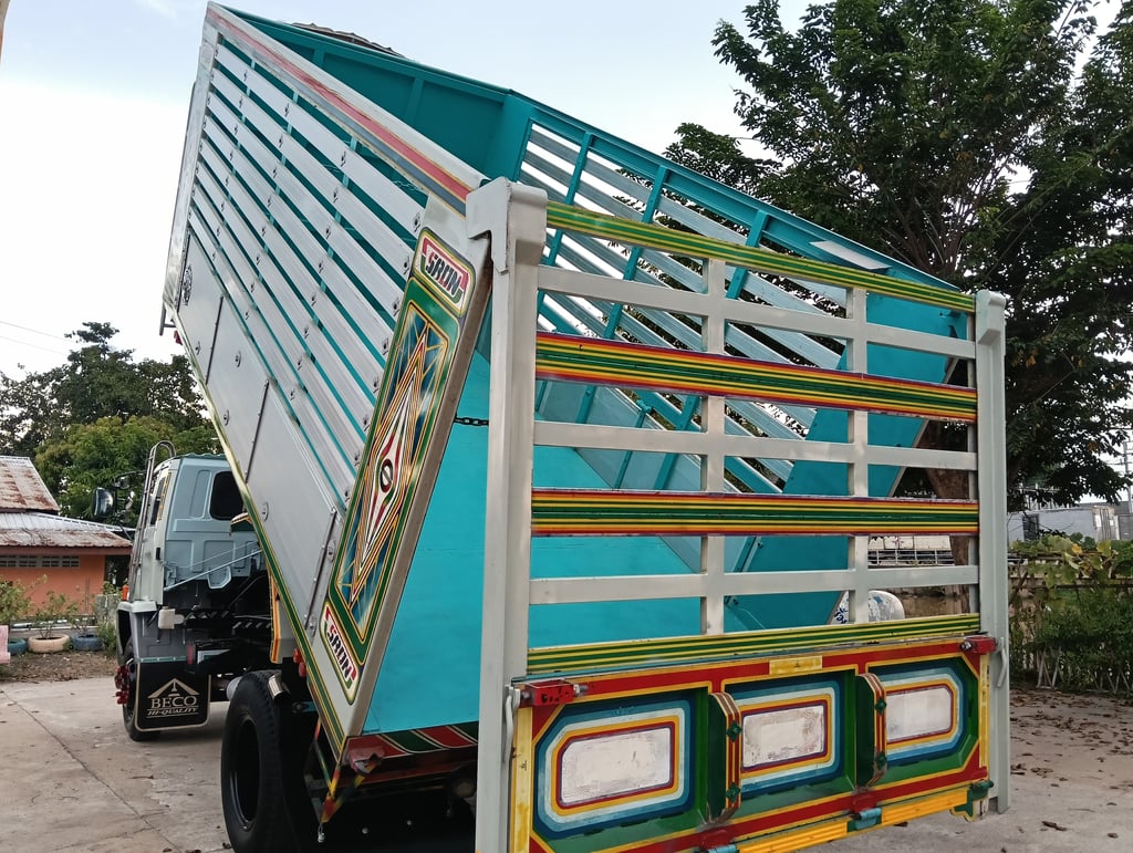 ISUZU ROCKY 6ล้อดั้มพ์เกษตร (รถห้างค่ะ) รถพร้อมใช้งาน เอกสารพร้อมโอน ISUZU ROCKY 6ล้อดั้มพ์เกษตร (รถห้างค่ะ) รถพร้อมใช้งาน เอกสารพร้อมโอน