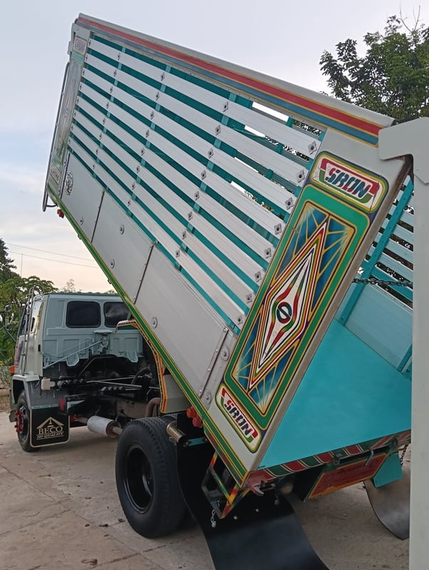 ขายรถ 6ล้อดั๊มพ์เกษตร ISUZU ROCKY FTR (รถห้างค่ะ))